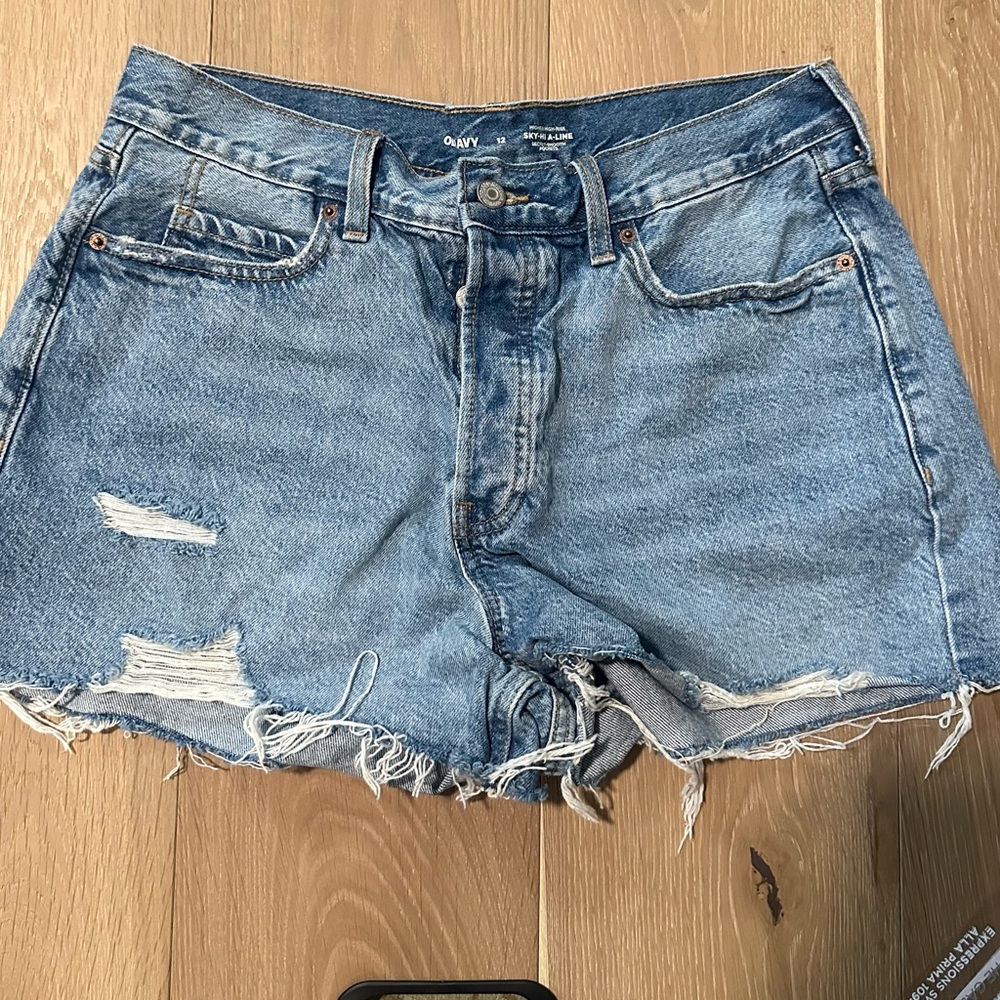 Size 12 cut off jean shorts.
